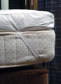 The Club Collection Feather Bed - Super King