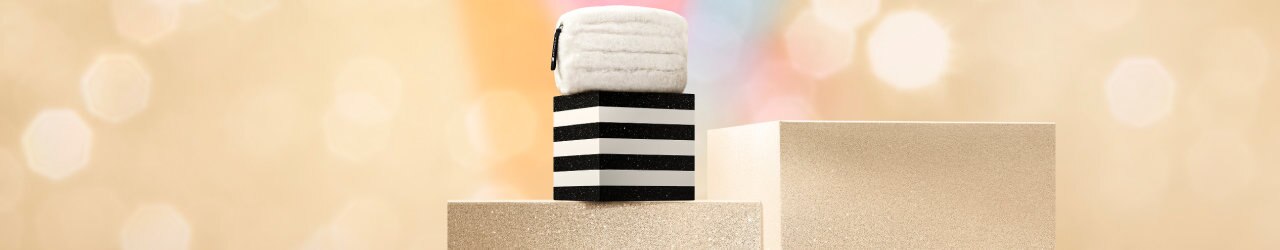 Sephora Pouch Free Gift Banner