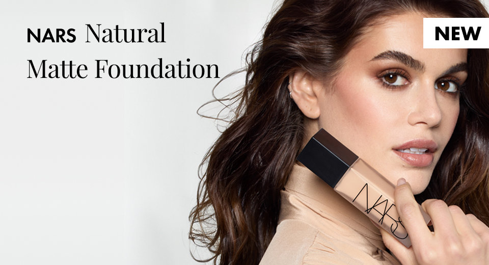 A smoothing longwear formula that works overtime, every time.