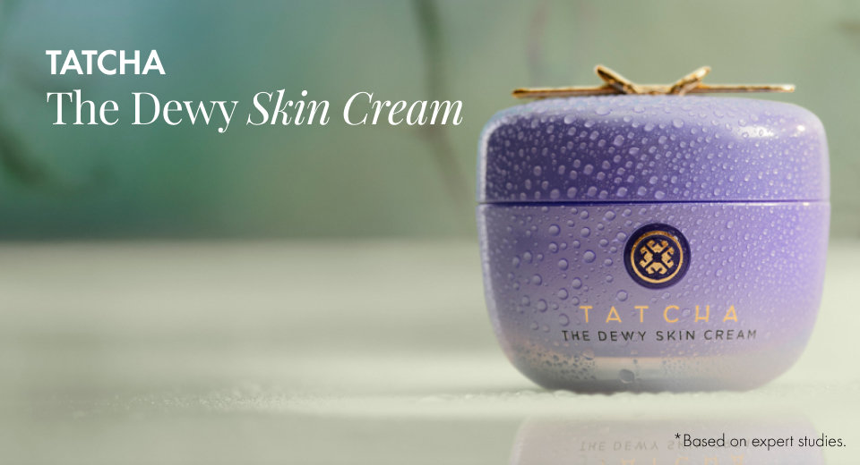 Instantly plumps* and triples skin hydration**. 