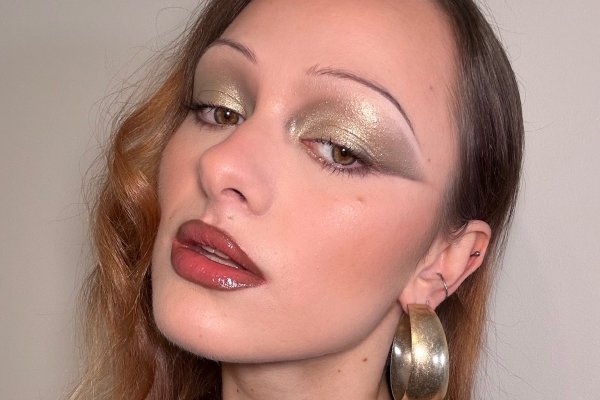 'My Eyes Are The Party' Makeup Look by Renata Karaskova, Sephora UK Beauty Advisor