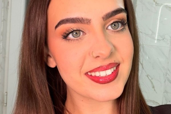 'Holiday Copper Glow' Makeup Look by Ioana Dumitrascu, Sephora UK Beauty Advisor