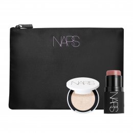 FREE Black Bag Set when you spend £50 on NARS.*
