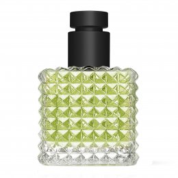 FREE Born In Roma Donna Green 6ml when you buy a selected for he Valentino Born In Roma fragrance 50ml or above.*