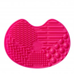 FREE Mini Cleaning Mat when you buy two Sigma Beauty products.*