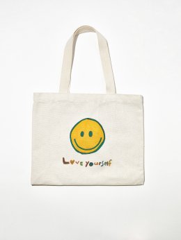 FREE Smile Eco Bag when you spend £25 on Mixoon.*