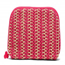 Free Straw Bag when you spend £40 on Benefit