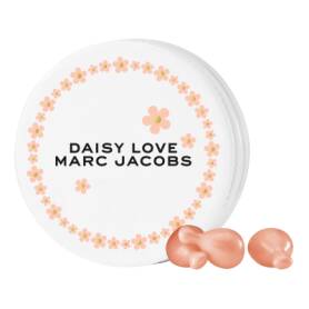 Daisy Drops Love for Her