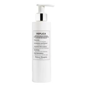 REPLICA By the Fireplace Shower Gel - Sephora Exclusive