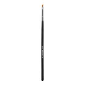 E06 Winged Liner Brush - Eyeliner Brush