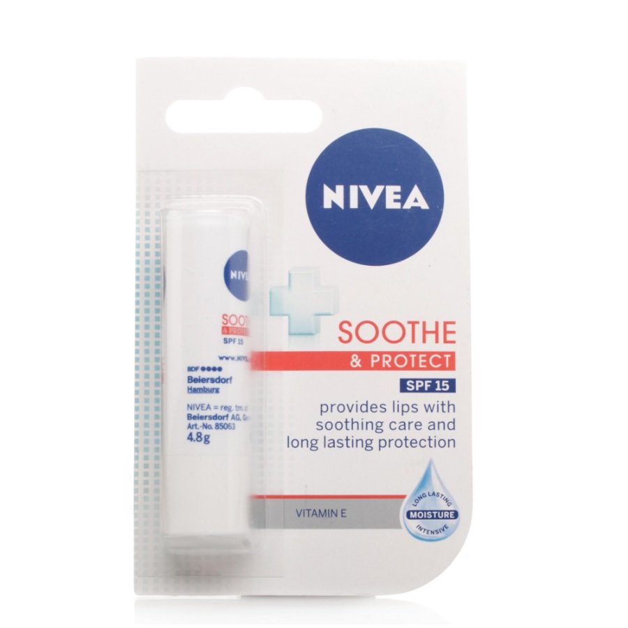 NIVEA Soothe and Protect Lip Care Balm 4.8g Feelunique