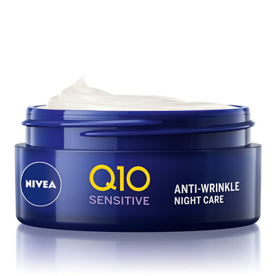 Wardianzaak vliegtuigen item Nivea Q10 Power Anti-Wrinkle & Firming Sensitive Night Cream 50ml |  FEELUNIQUE
