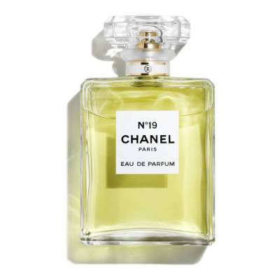 CHANEL N°19 Eau De Parfum Spray 100ml