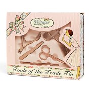 The Vintage Cosmetic Company Tools Of Trade Tin the vintage cosmetic company kopen in de aanbieding The Vintage Cosmetic Company Tools Of Trade Tin the vintage cosmetic company kopen in de aanbieding